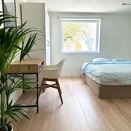 Apartment Urban Treehouse In Centre *