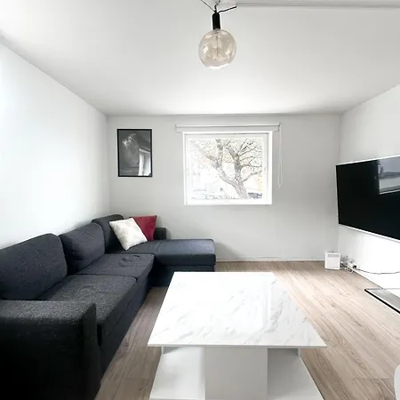 Urban Treehouse In Centre 公寓 *