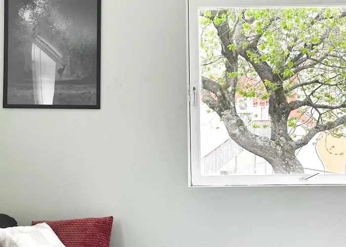 Apartment Urban Treehouse In Centre