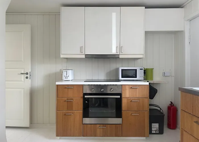 Urban Treehouse In Centre Apartment